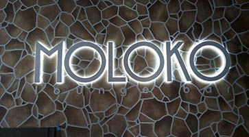  lounge bar MOLOKO