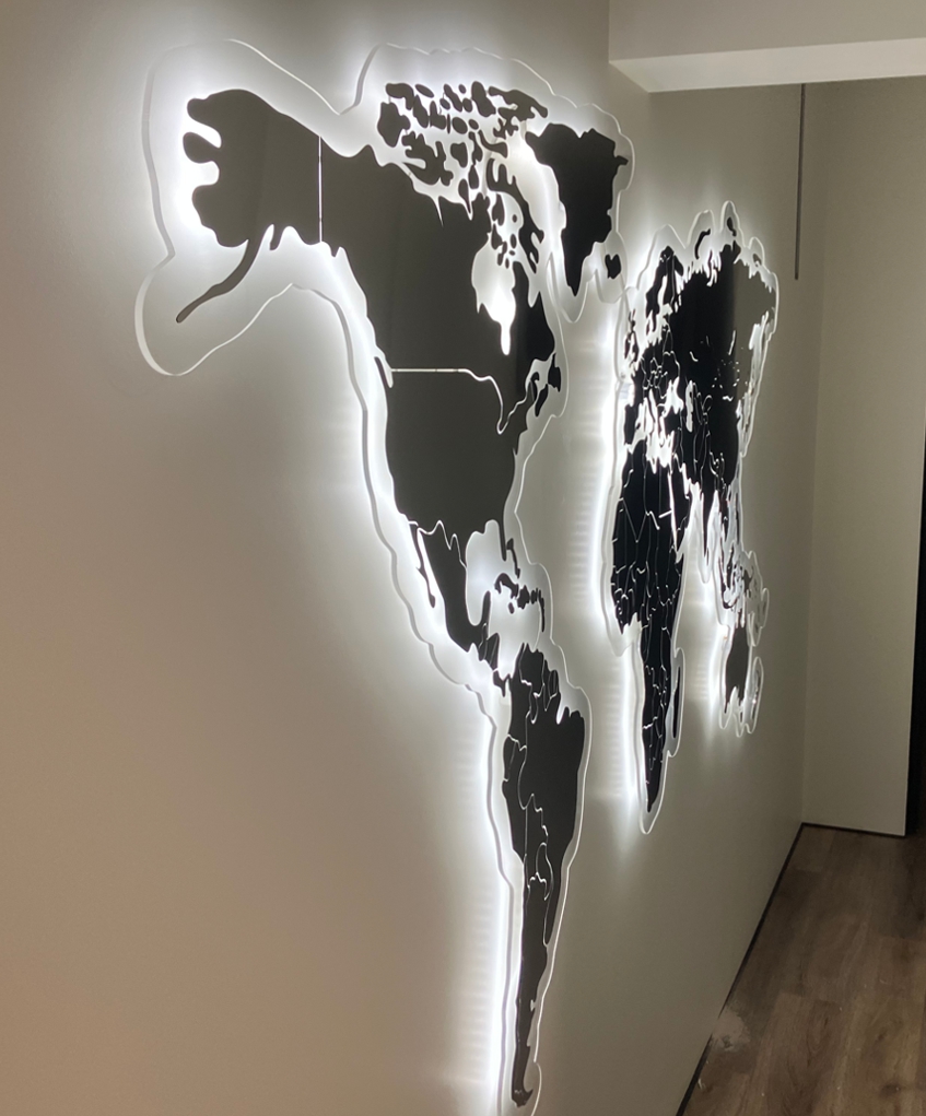 Карта мира на стену в квартиру , фото