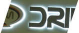 Буквы объёмные с контражурной подсветкой на подложке с контражурной подсветкой