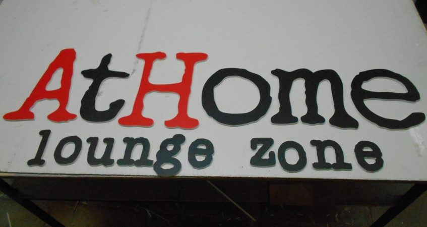 Вывеска lounge zone AtHome