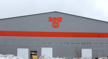 Вывеска на здании производства компании ROLT Group
