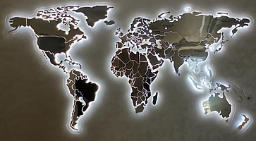Карта мира с подсветкой на стену из металла