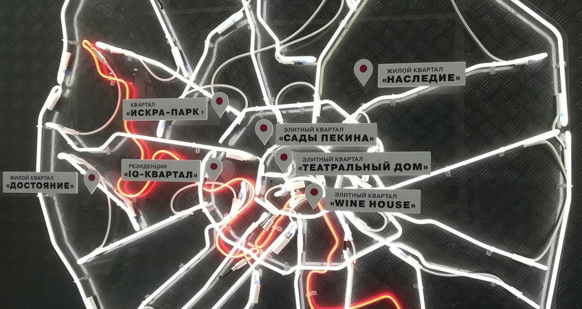 Карта Москвы из неона для агентства недвижимости