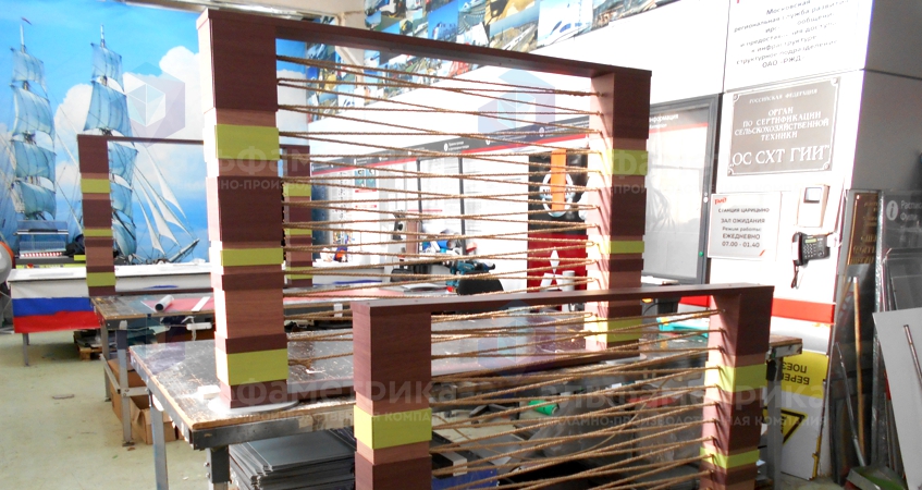 Декоративные барьеры для кафе с крученым канатом, фото